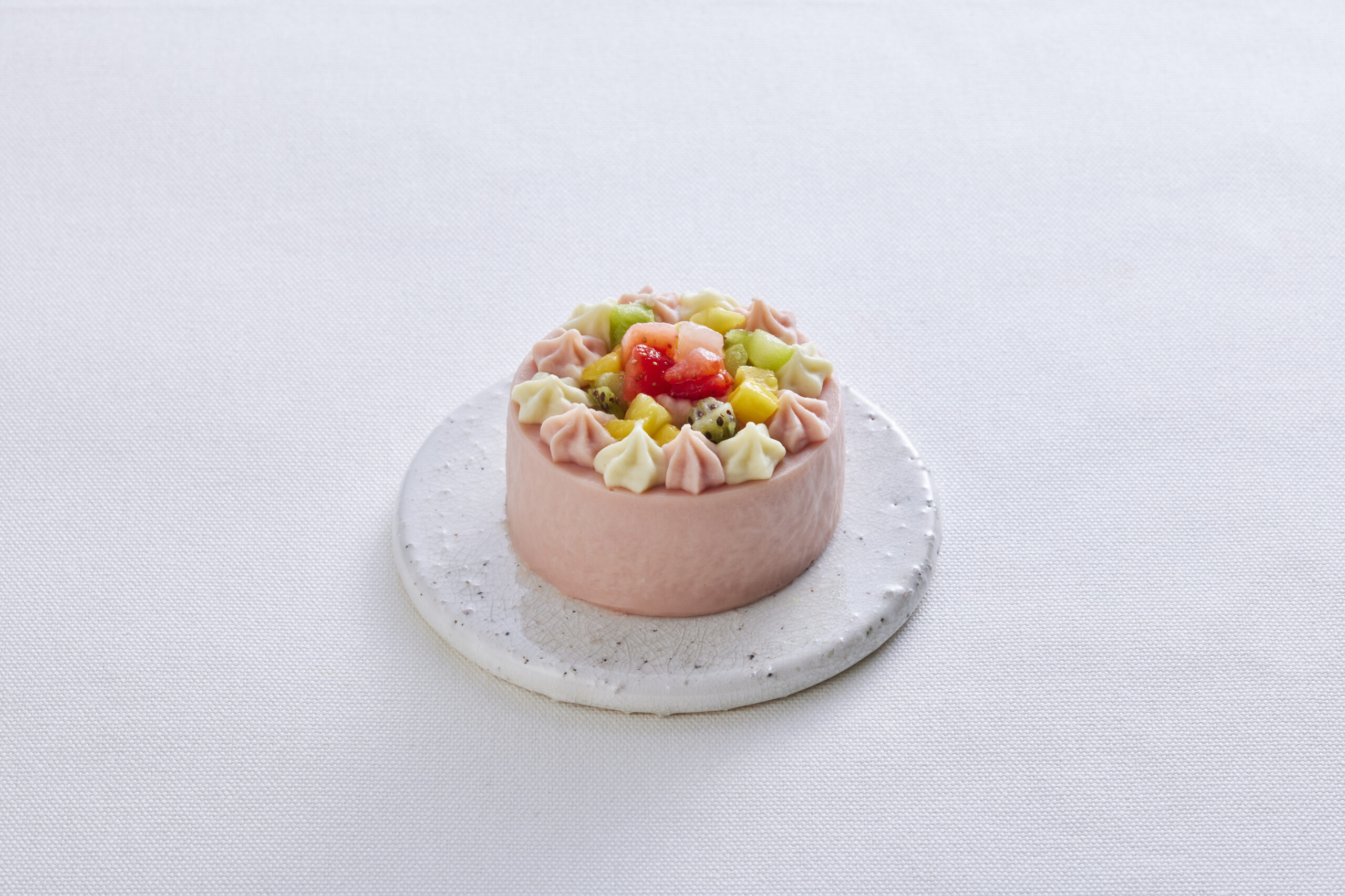 豆乳クリームと米粉のケーキ ビーツ